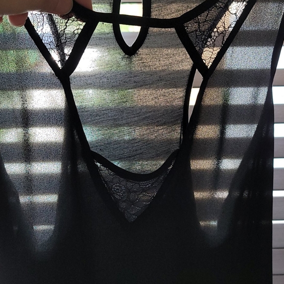 Express Black Lace cut out sleeveless top - Picture 9 of 11